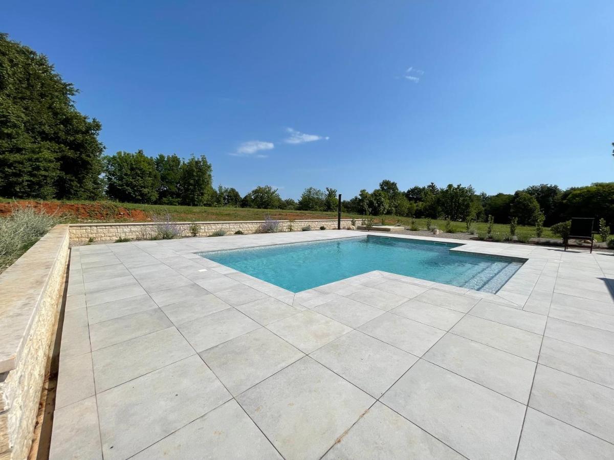 Villa Berto Nedeščina Eksteriør billede