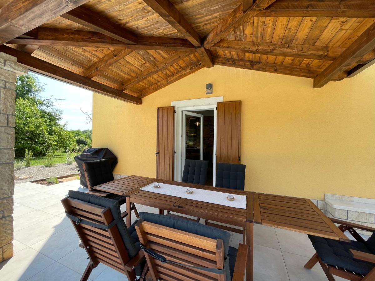 Villa Berto Nedeščina Eksteriør billede
