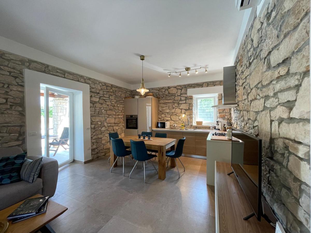 Villa Berto Nedeščina Eksteriør billede
